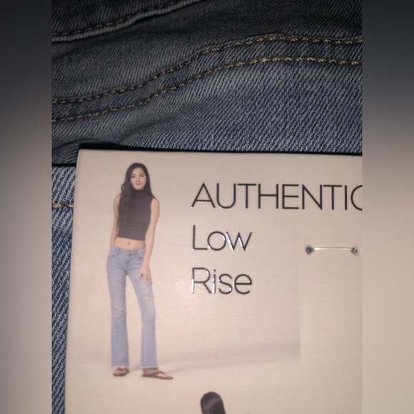 Authentic low rise jeans - Picture 13 of 16